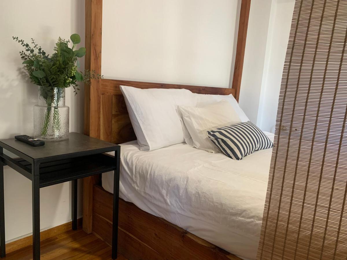 Close To Oaka Iaso, Mitera Apartment Athens