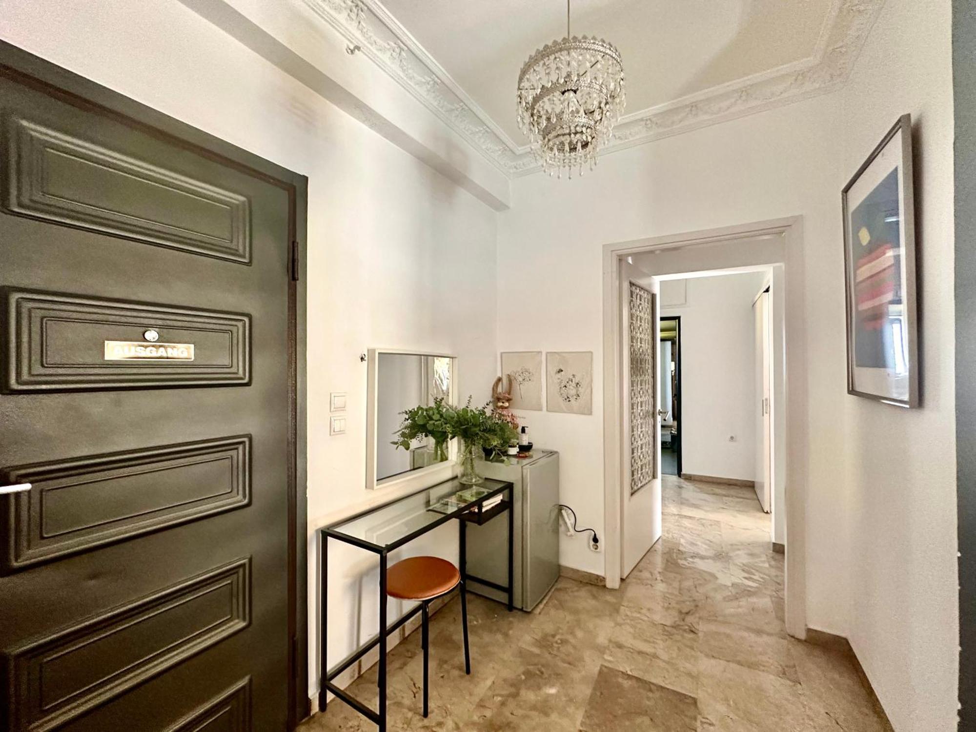 Apartment Close To Oaka Iaso, Mitera Athens