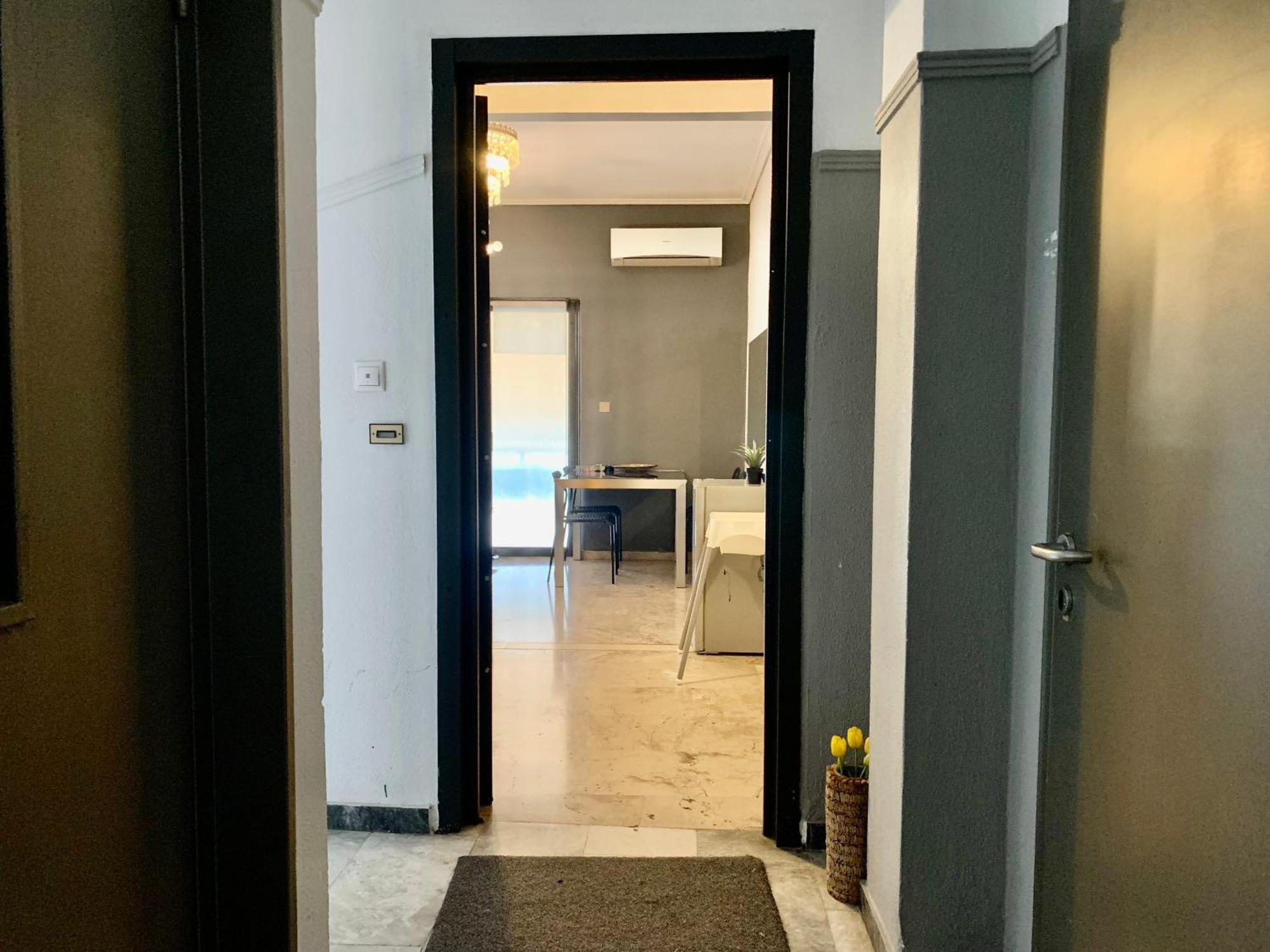 Oaka 2 Baths, Parking, Kitchen